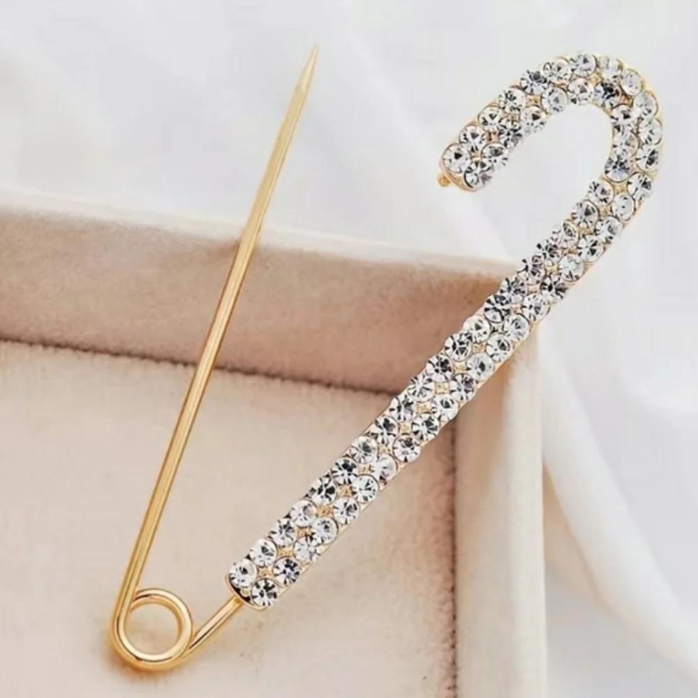 Rhinestone Gold Safety Pin Brooch Pin GOLD